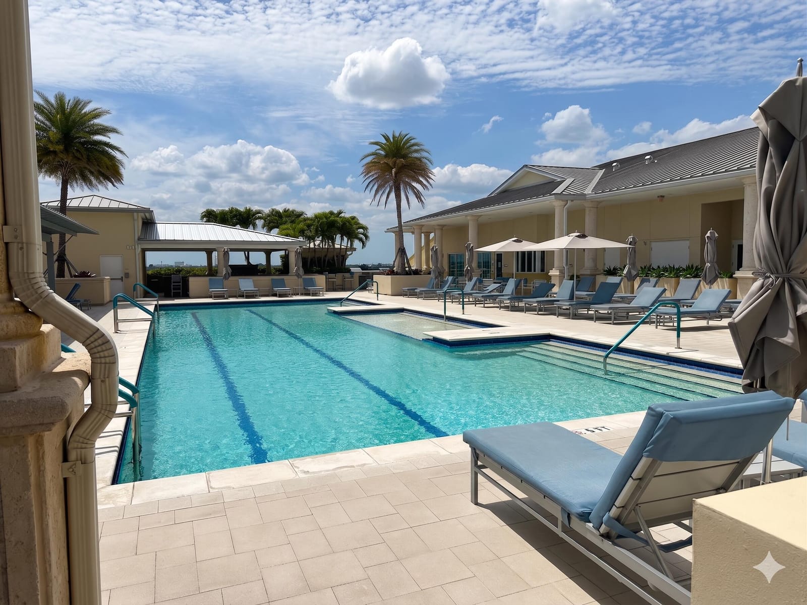 2640 Lake Shore Drive 309, Riviera Beach, FL 33404 photo 4