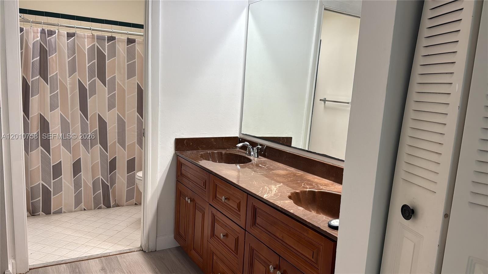 1407 Seagrape Circle — photo 4