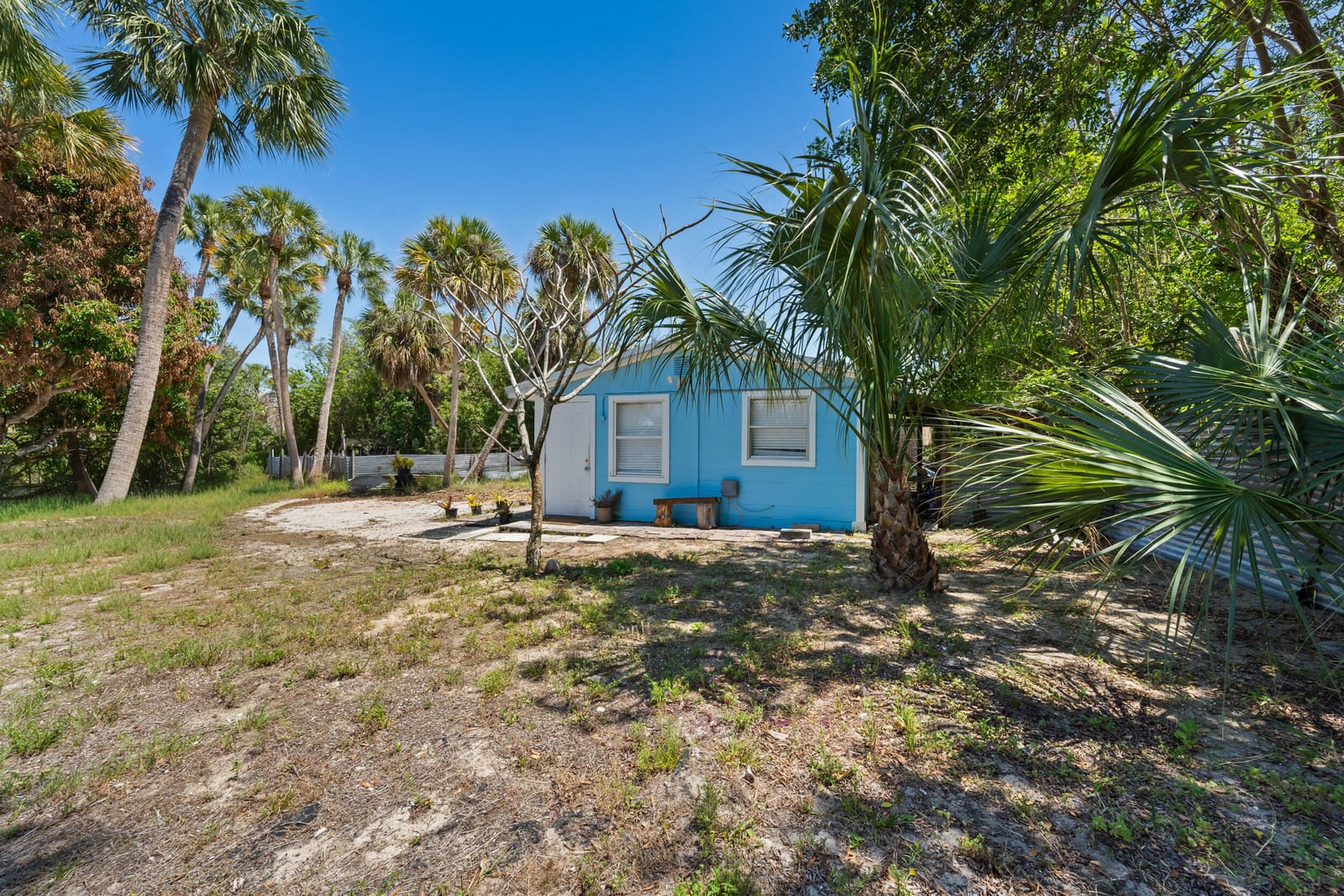 2614 NE Palm Avenue — photo 10