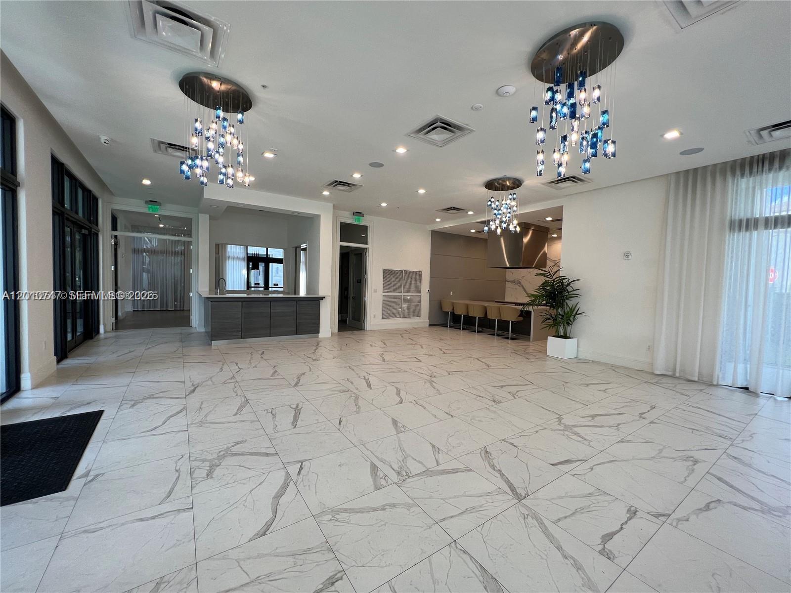 8167 NW 41st Street E308, Doral, FL 33166, Doral