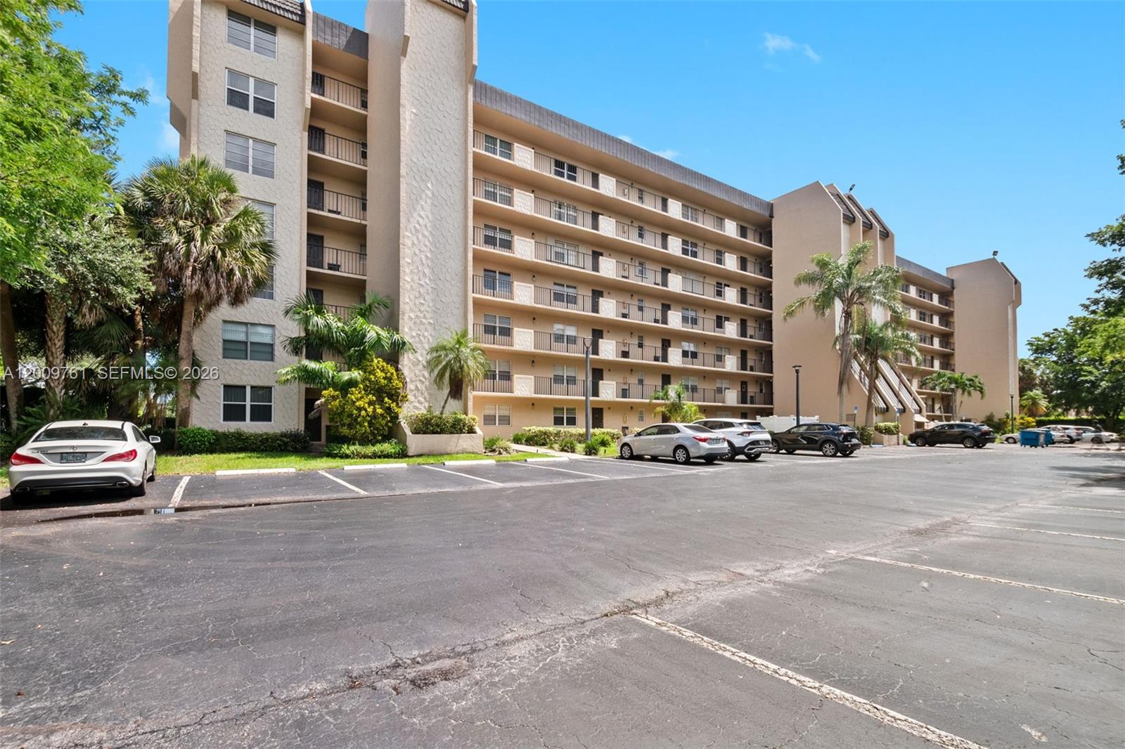 3300 W Rolling Hills Circle 510, Davie, FL 33328, Davie