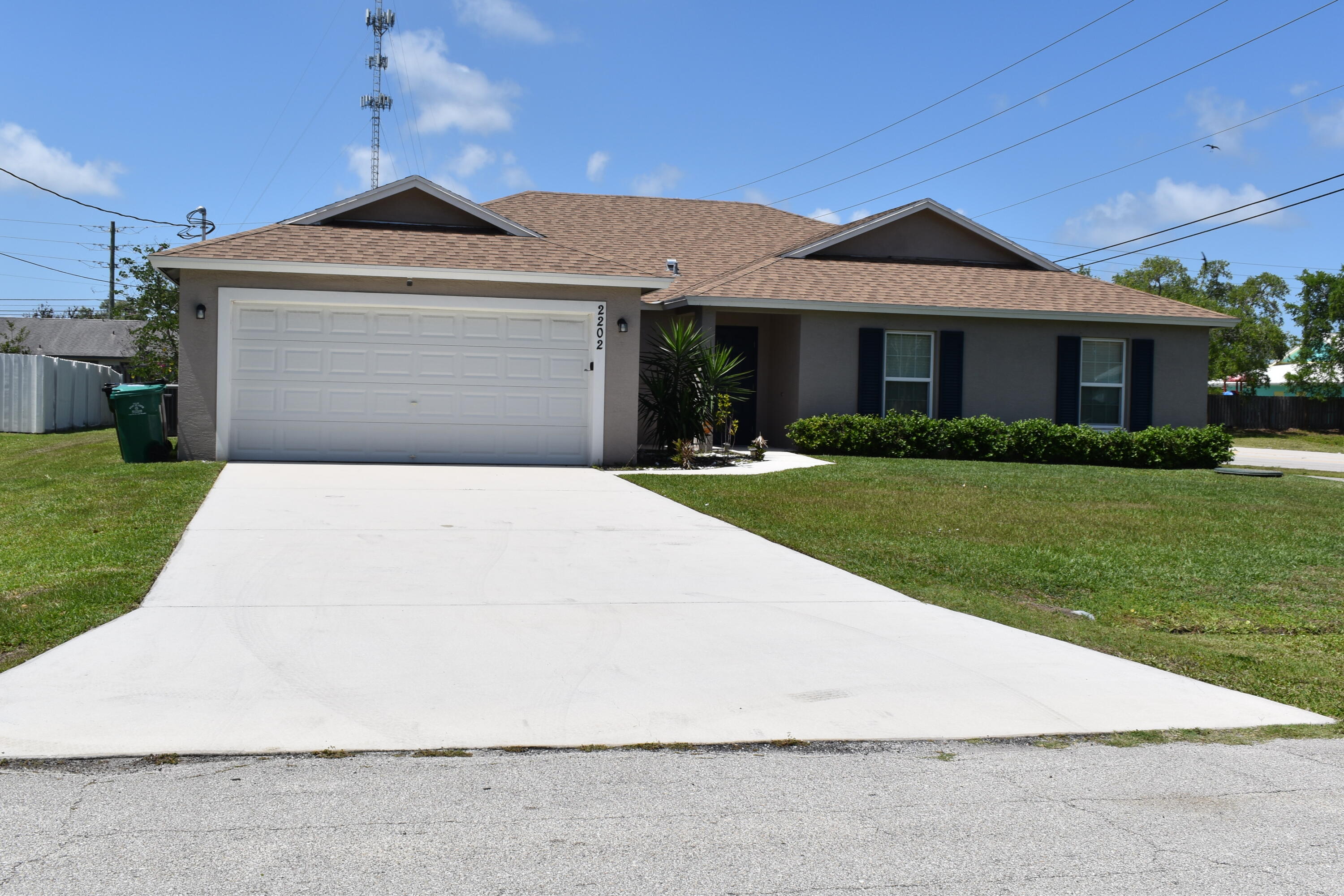 2202 SE Lucaya Street, Port St. Lucie, FL 34952, Port St Lucie