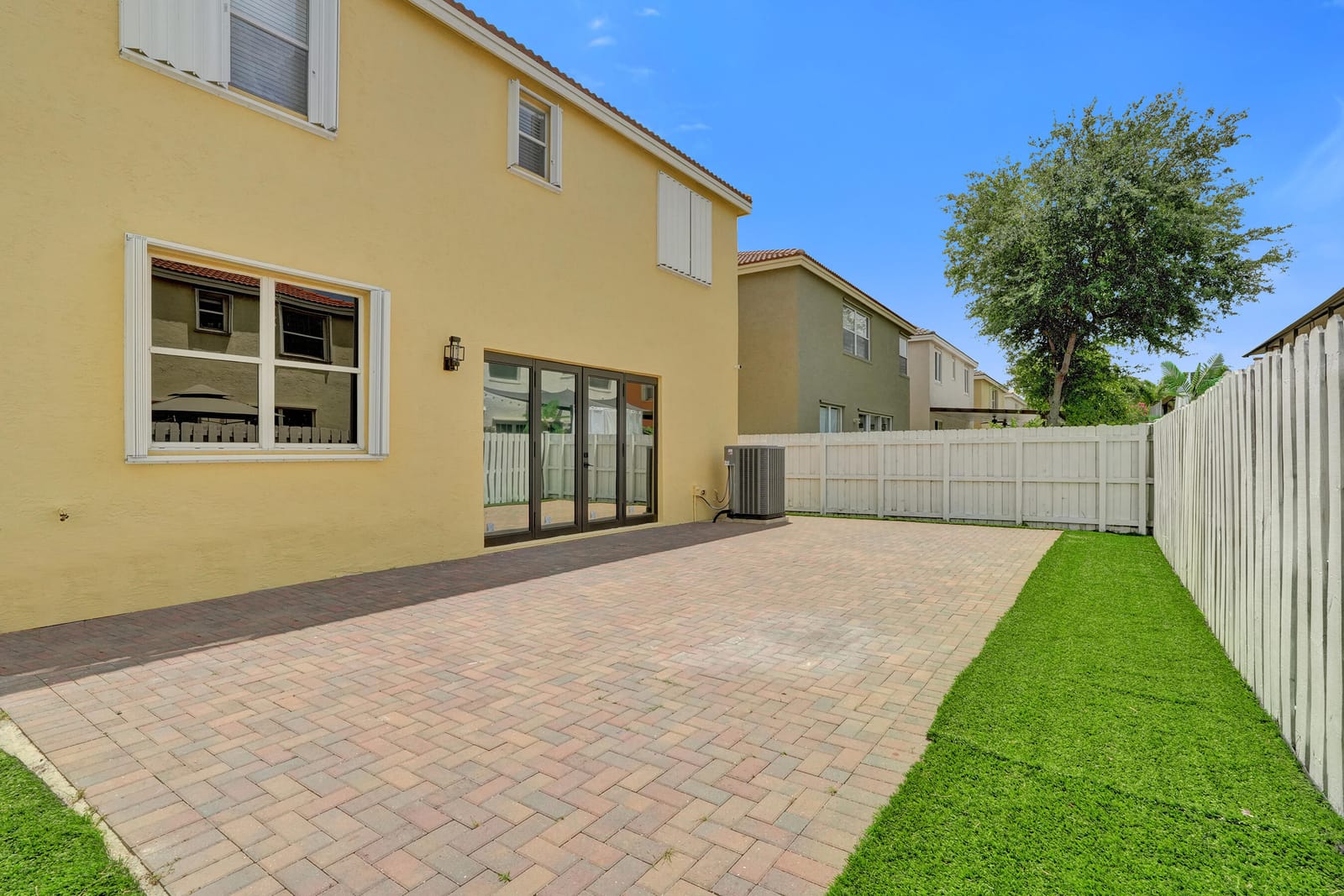 5262 SW 155th Avenue — photo 7