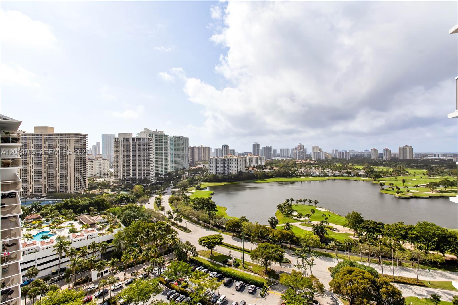 3701 N Country Club Drive 2203, Aventura, FL 33180, Aventura