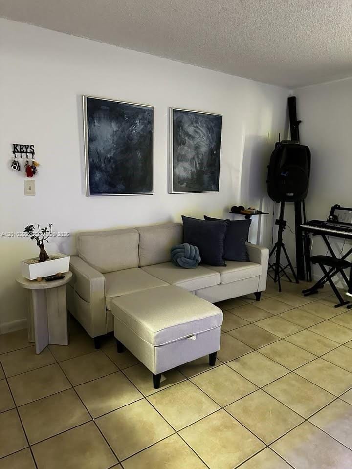 7220 NW 179th Street 111, Hialeah, FL 33015 photo 2