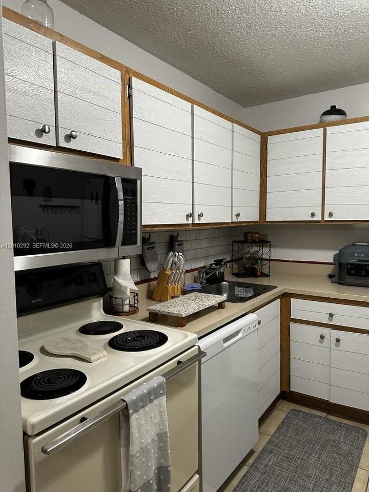 7220 NW 179th Street 111, Hialeah, FL 33015 photo 4