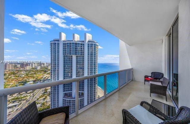 18101 Collins Avenue 4702, Sunny Isles Beach, FL 33160 photo 26