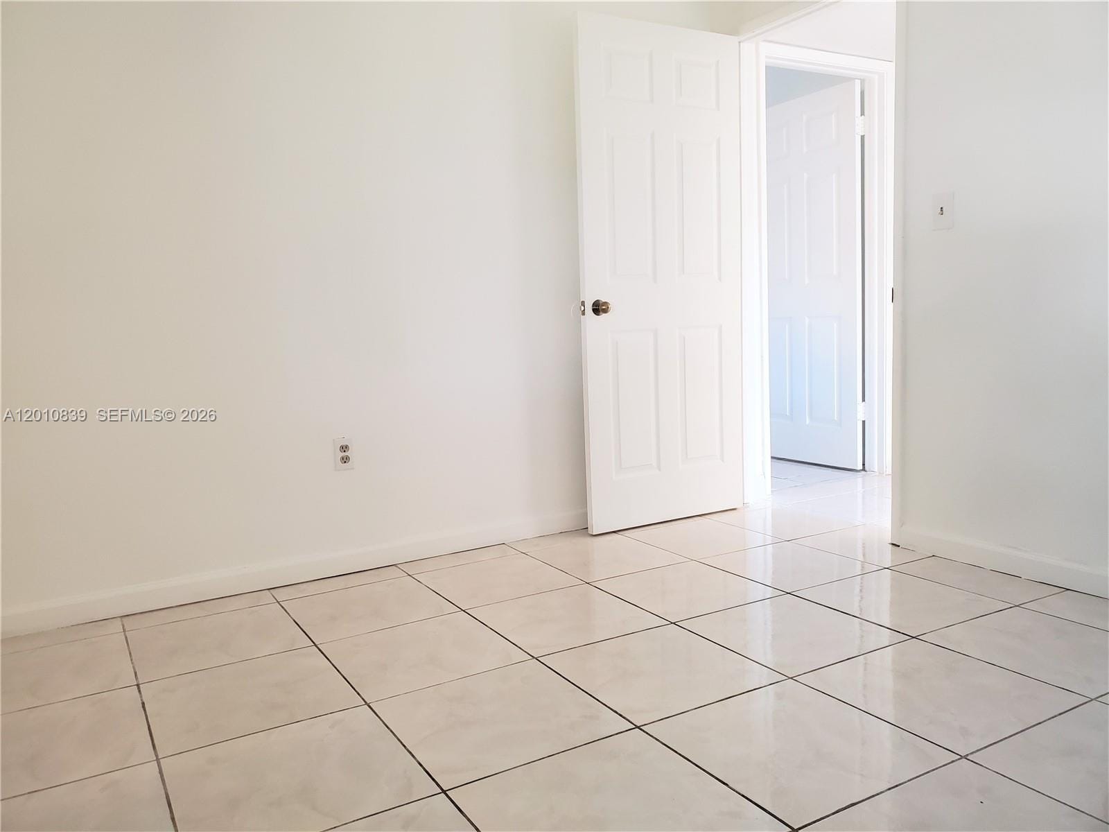 10020 NW 9th St Circle 102 — photo 12