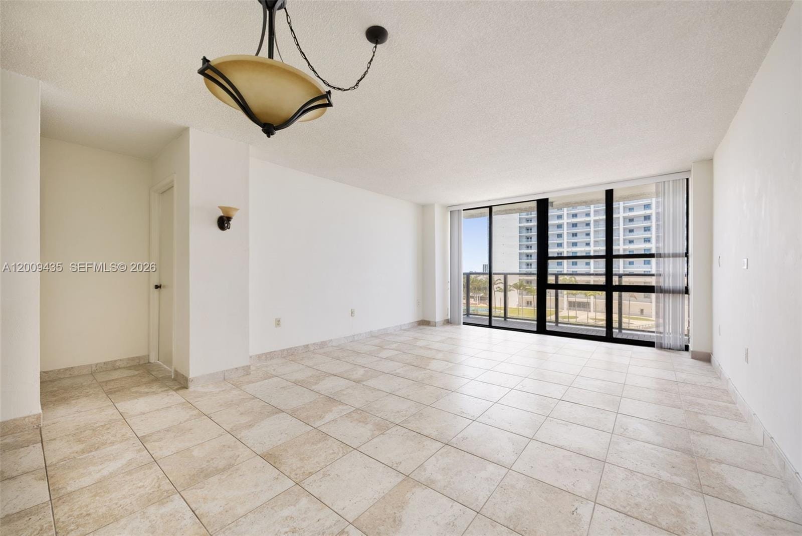 600 NE 36th Street 1109 — photo 9