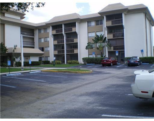 711 N Pine Island Road 213, Plantation, FL 33324, Plantation
