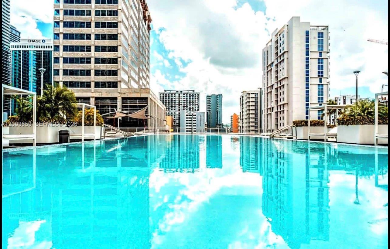 690 SW 1st Court PHI06, Miami, FL 33130