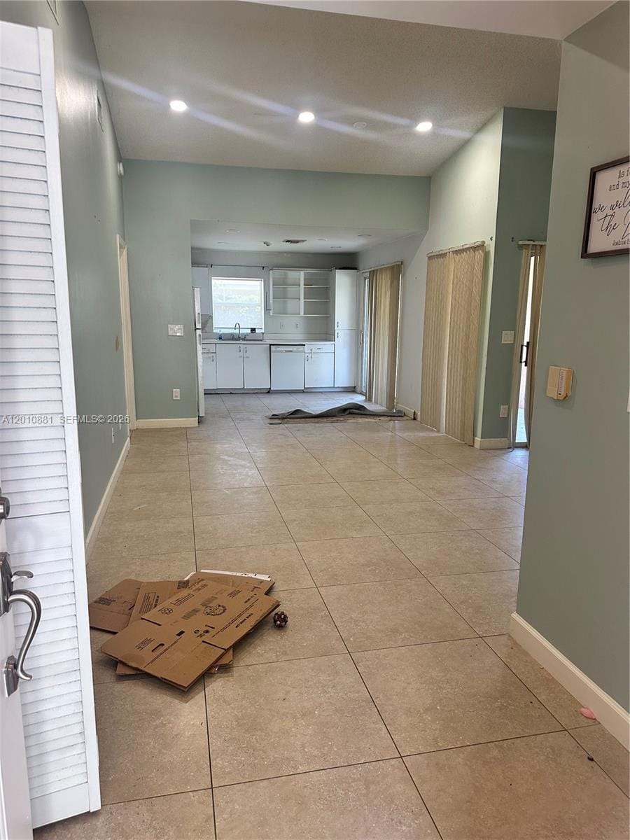 472 SE 22nd Drive, Homestead, FL 33033 photo 2