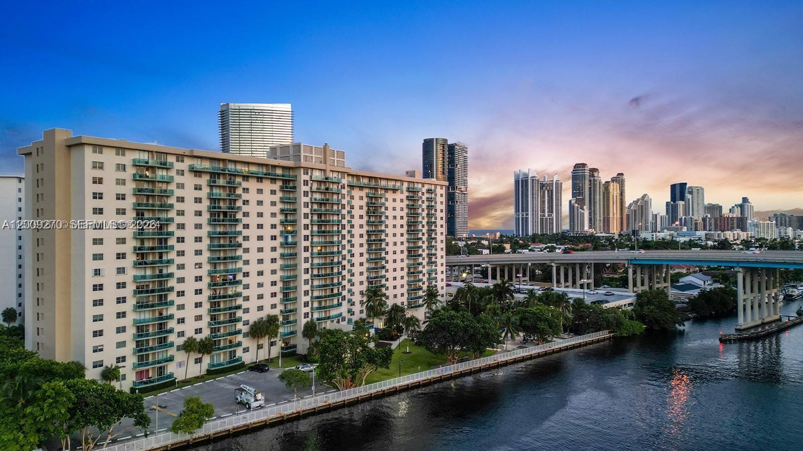 19390 Collins Avenue 1510, Sunny Isles Beach, FL 33160 photo 14