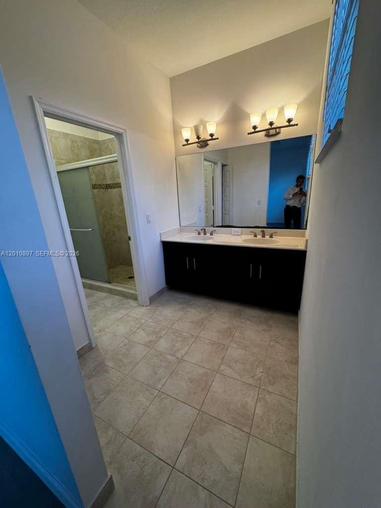 673 NE 191st Street — photo 11