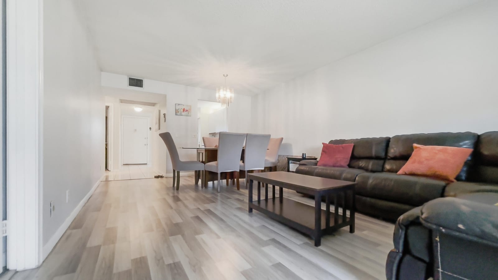 1200 SW 124th Terrace 208o — photo 2