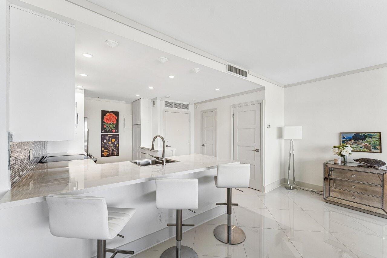 701 E Camino Real Apt 9g — photo 11
