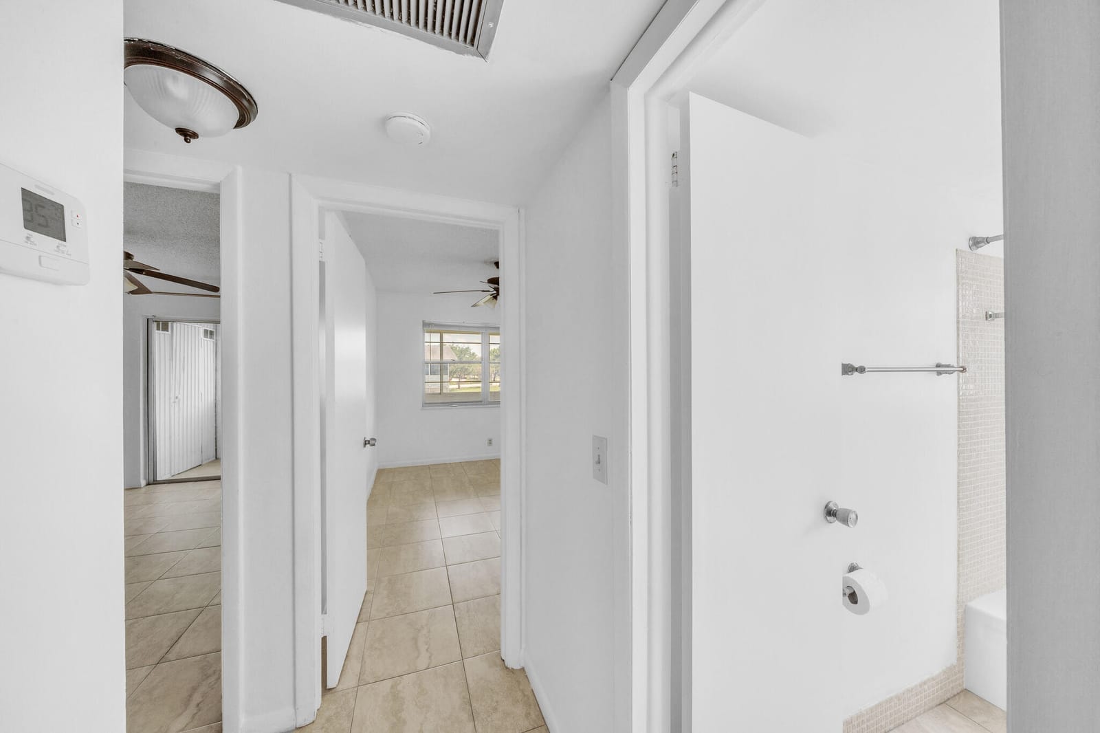 89 Canterbury D — photo 11