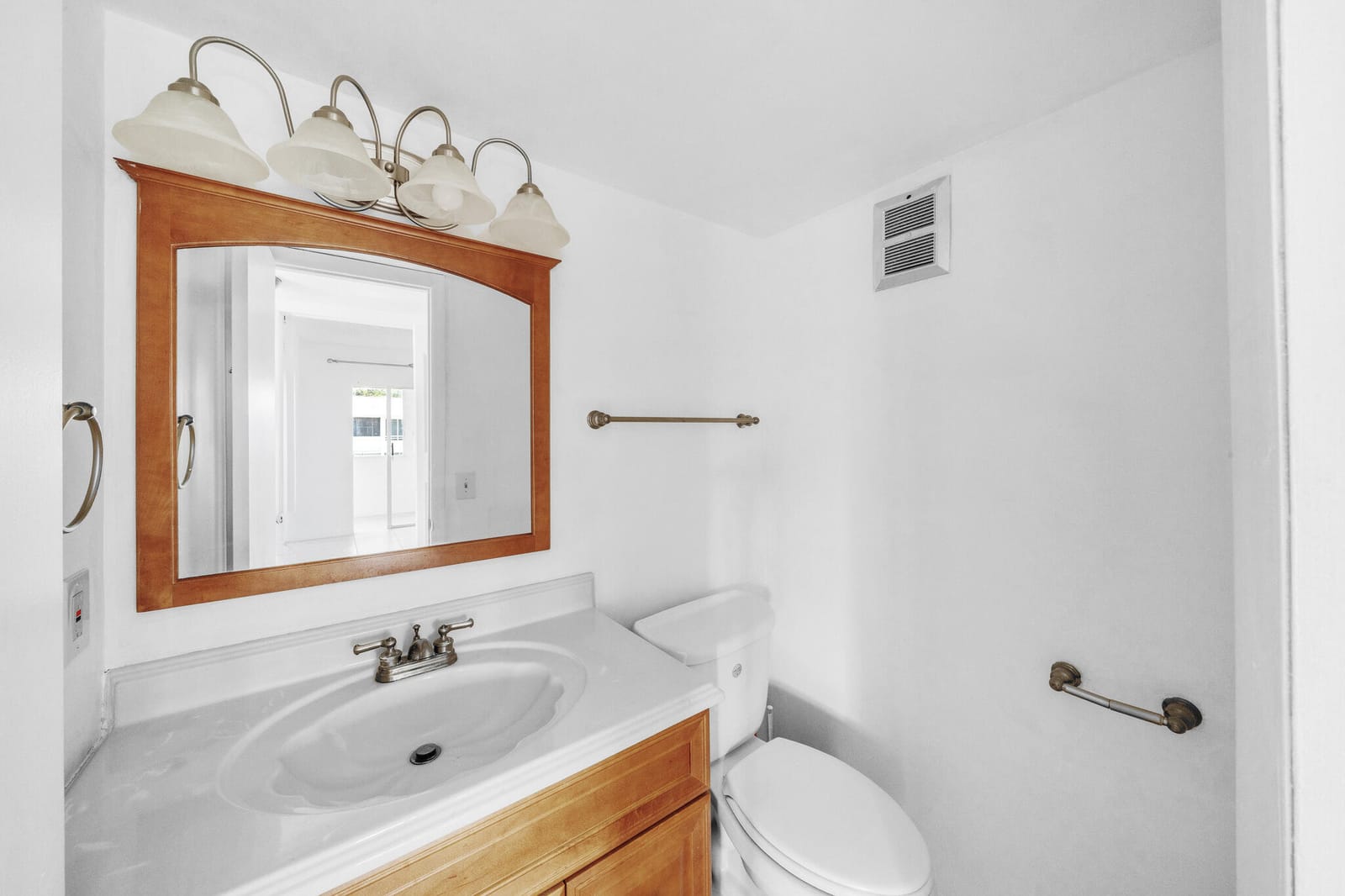 89 Canterbury D, West Palm Beach, FL 33417 photo 18