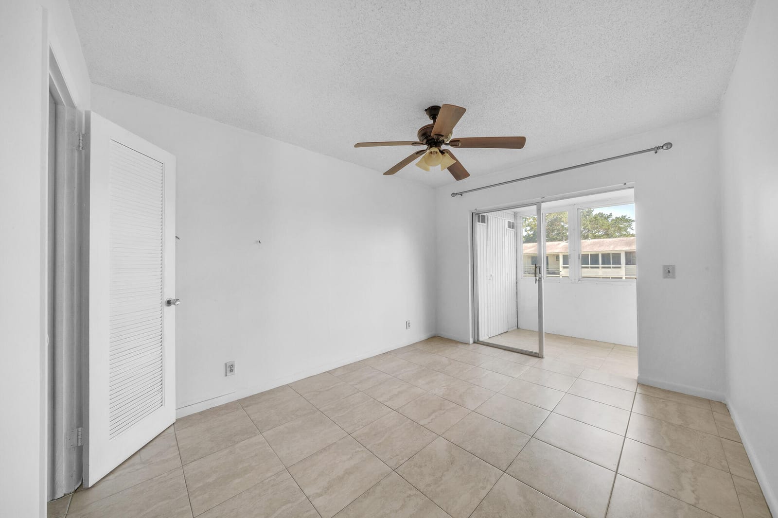 89 Canterbury D, West Palm Beach, FL 33417 photo 20