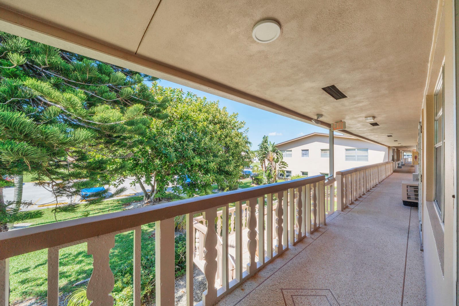 89 Canterbury D, West Palm Beach, FL 33417 photo 29