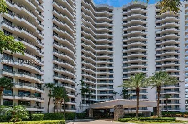 3300 NE 191st Street 1011, Aventura, FL 33180, Aventura
