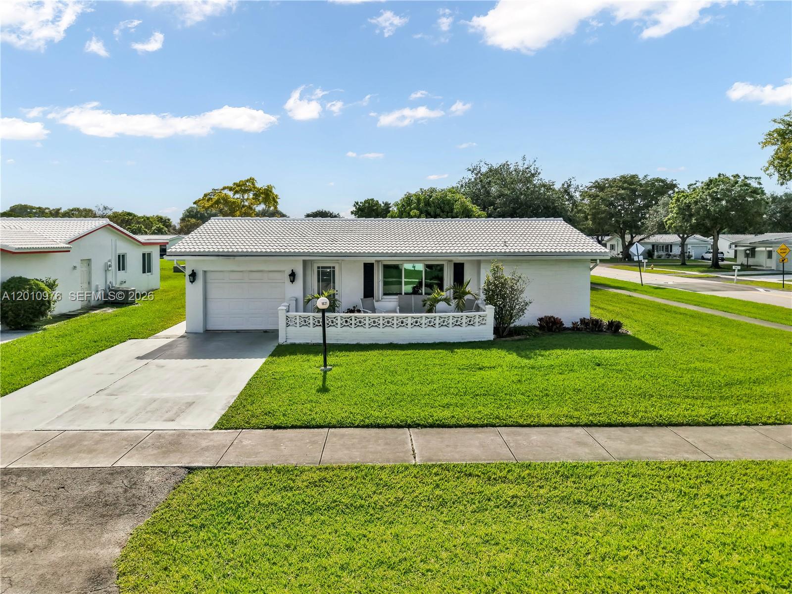 1621 NW 85th Way, Plantation, FL 33322, Plantation