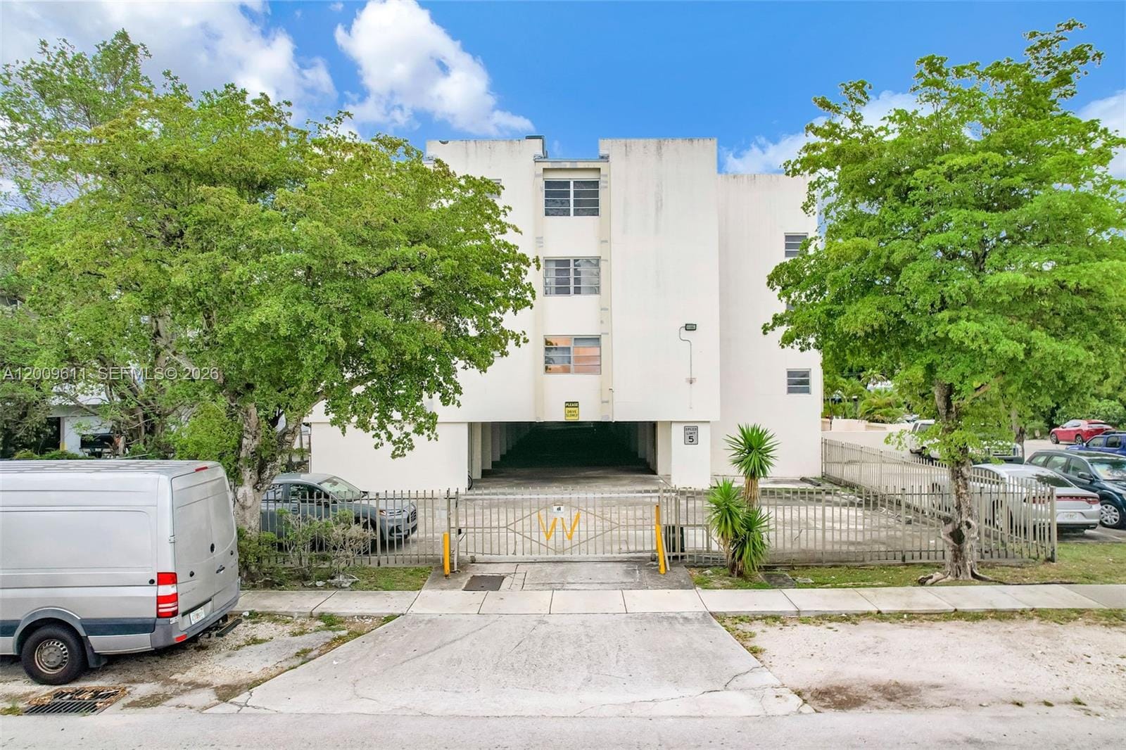 1225 NE 124th Street 49C, North Miami, FL 33161 photo 23