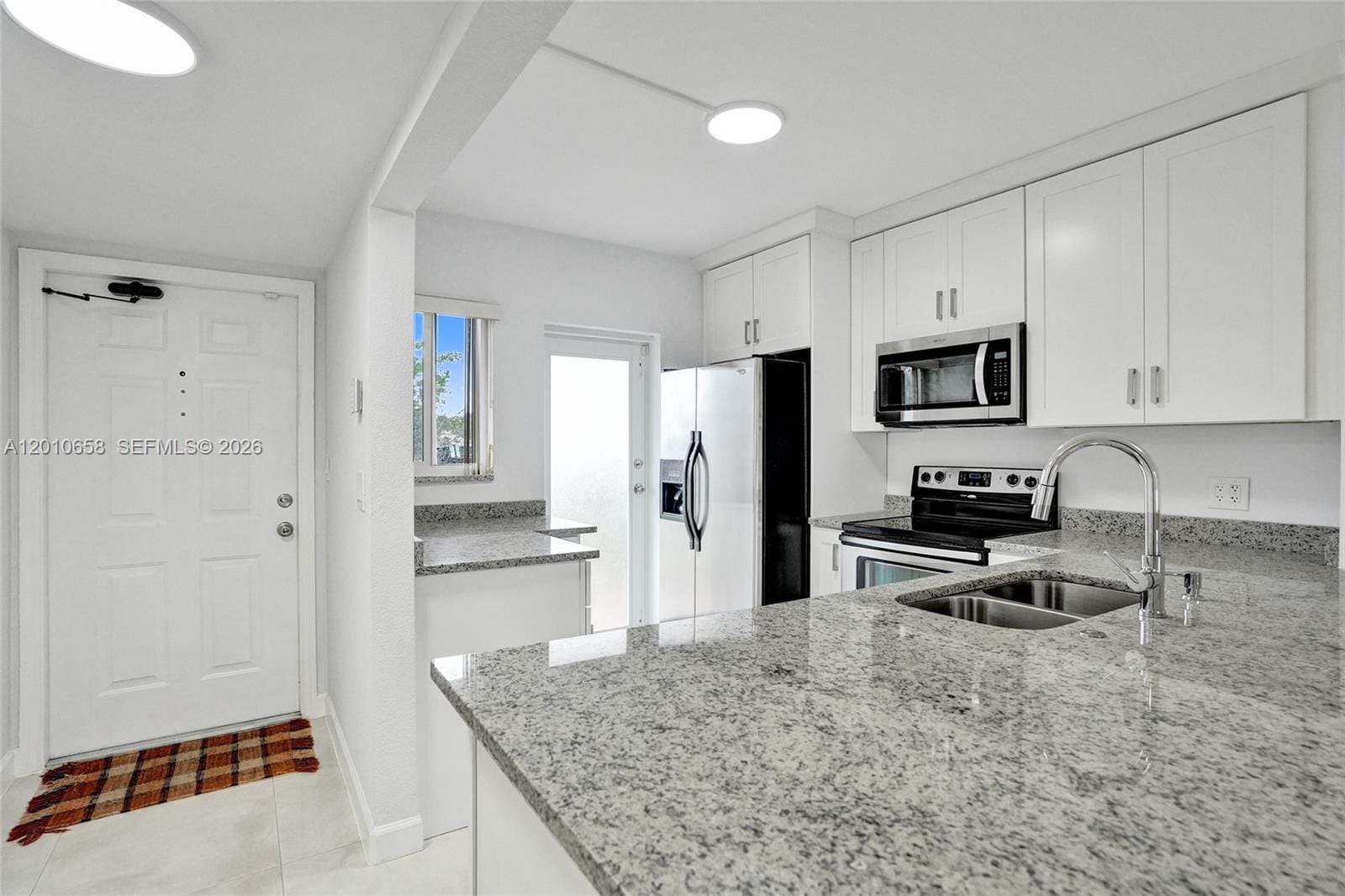 5950 Del Lago Circle 104, Sunrise, FL 33313 photo 12