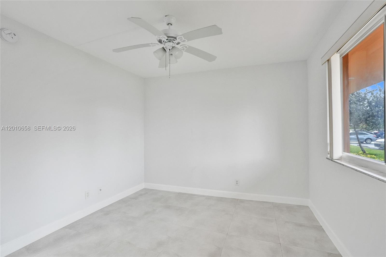 5950 Del Lago Circle 104, Sunrise, FL 33313 photo 17