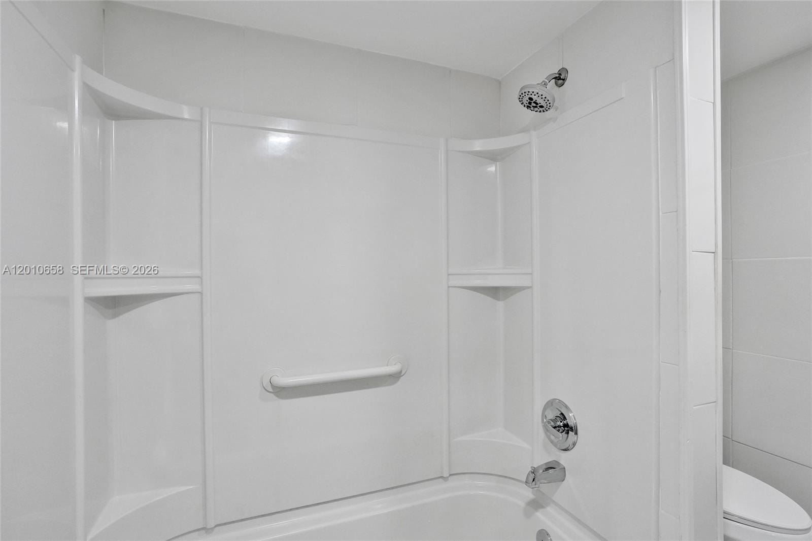 5950 Del Lago Circle 104, Sunrise, FL 33313 photo 22
