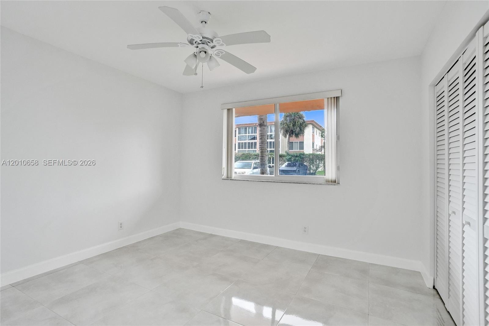 5950 Del Lago Circle 104, Sunrise, FL 33313 photo 23
