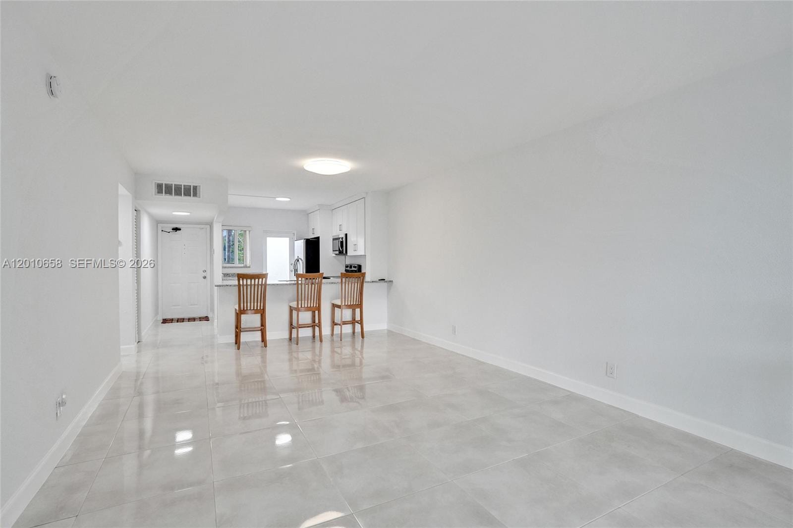 5950 Del Lago Circle 104, Sunrise, FL 33313 photo 24