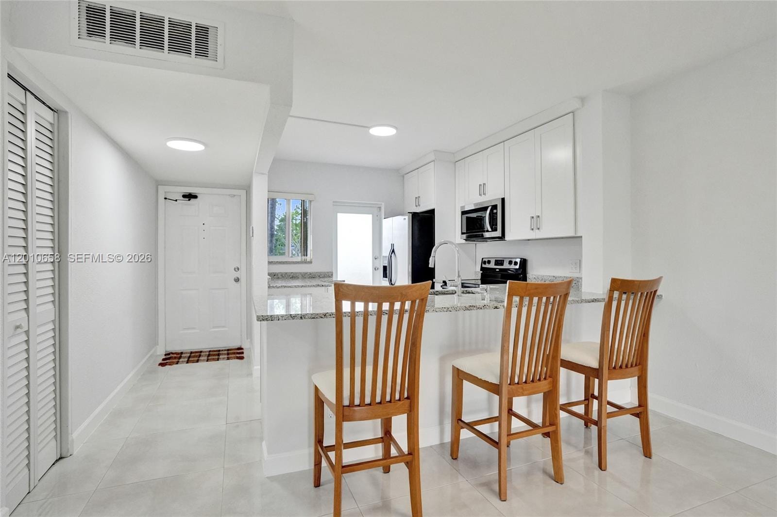 5950 Del Lago Circle 104, Sunrise, FL 33313 photo 10