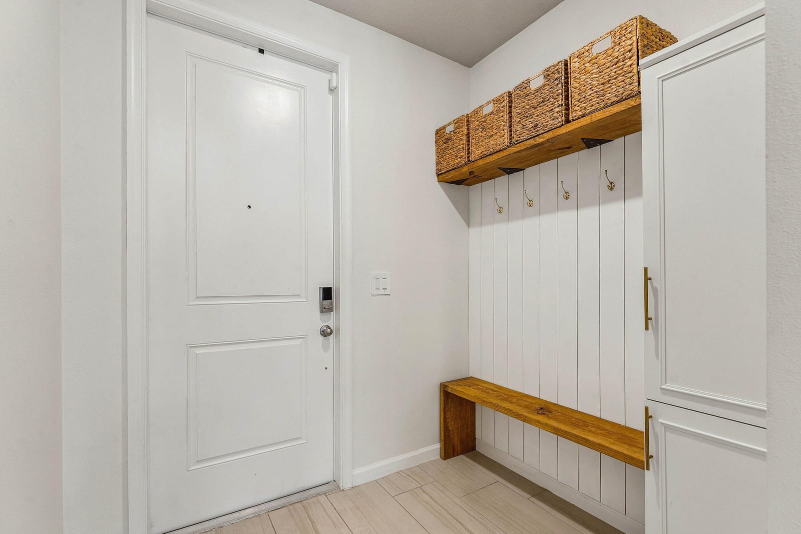 5739 SE Edgewater Circle — photo 3