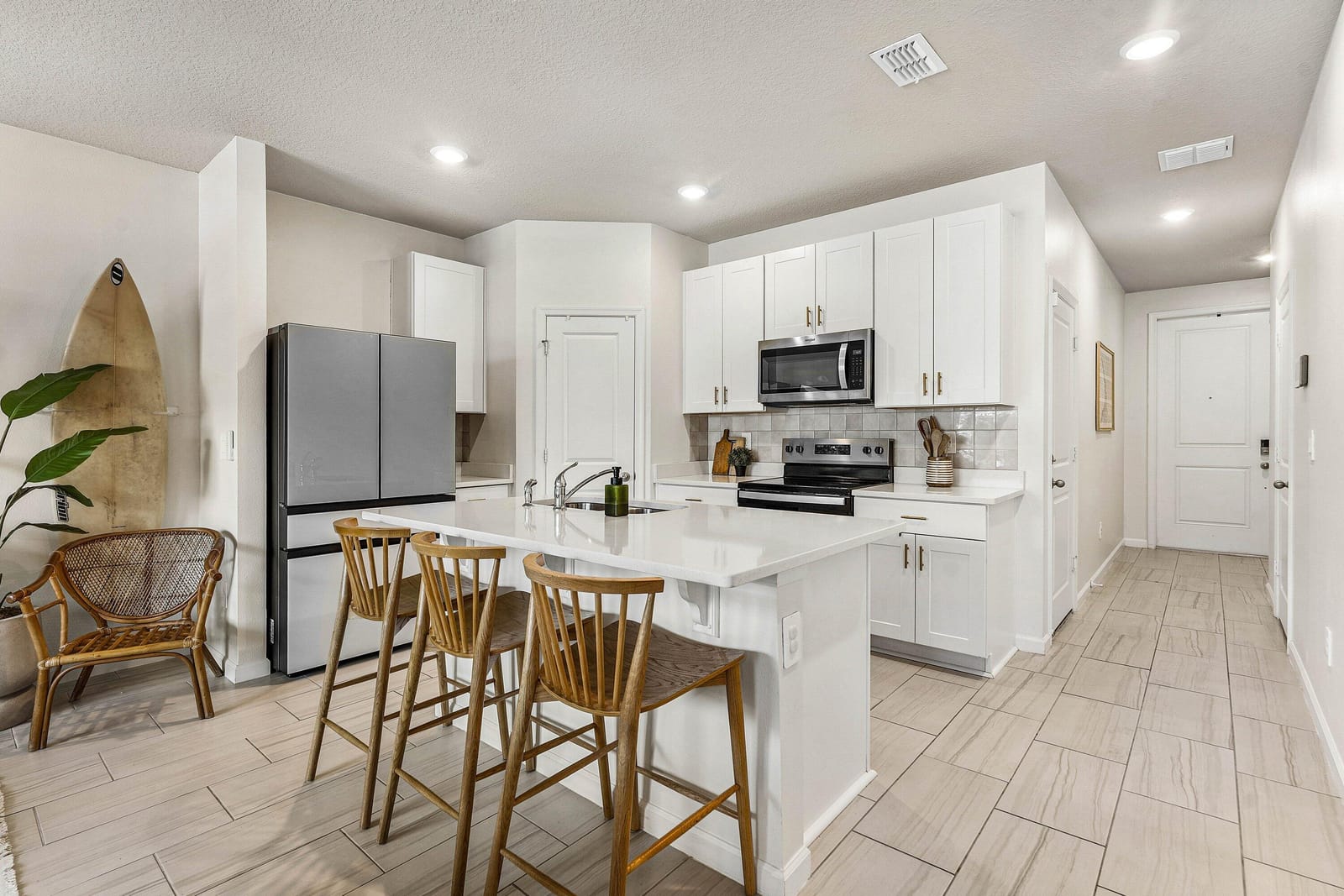 5739 SE Edgewater Circle — photo 4