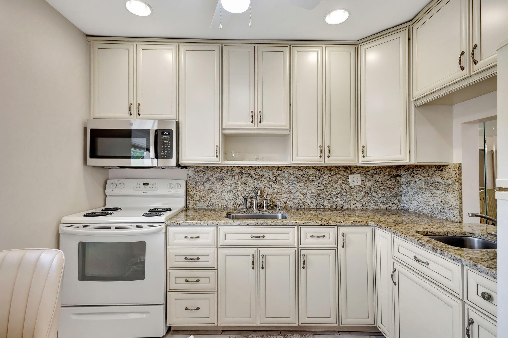 104 Plymouth M, West Palm Beach, FL 33417, West Palm Beach