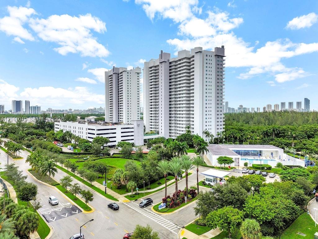 15051 Royal Oaks Lane 1605, North Miami, FL 33181, North Miami