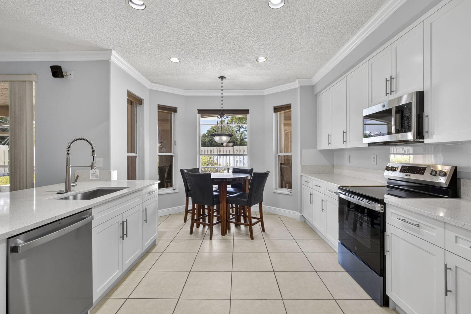 6263 Shadow Tree Lane — photo 11