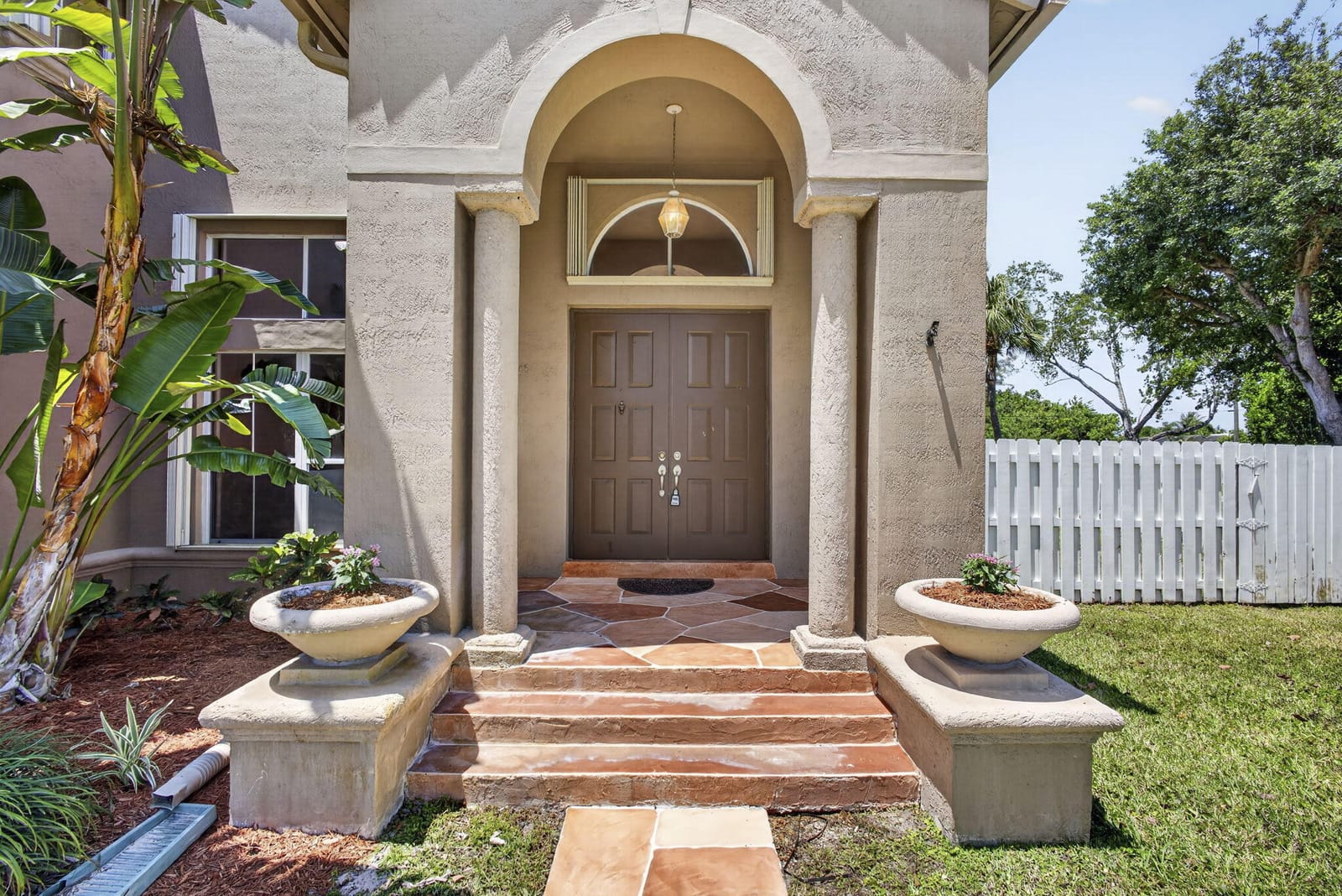 6263 Shadow Tree Lane — photo 4
