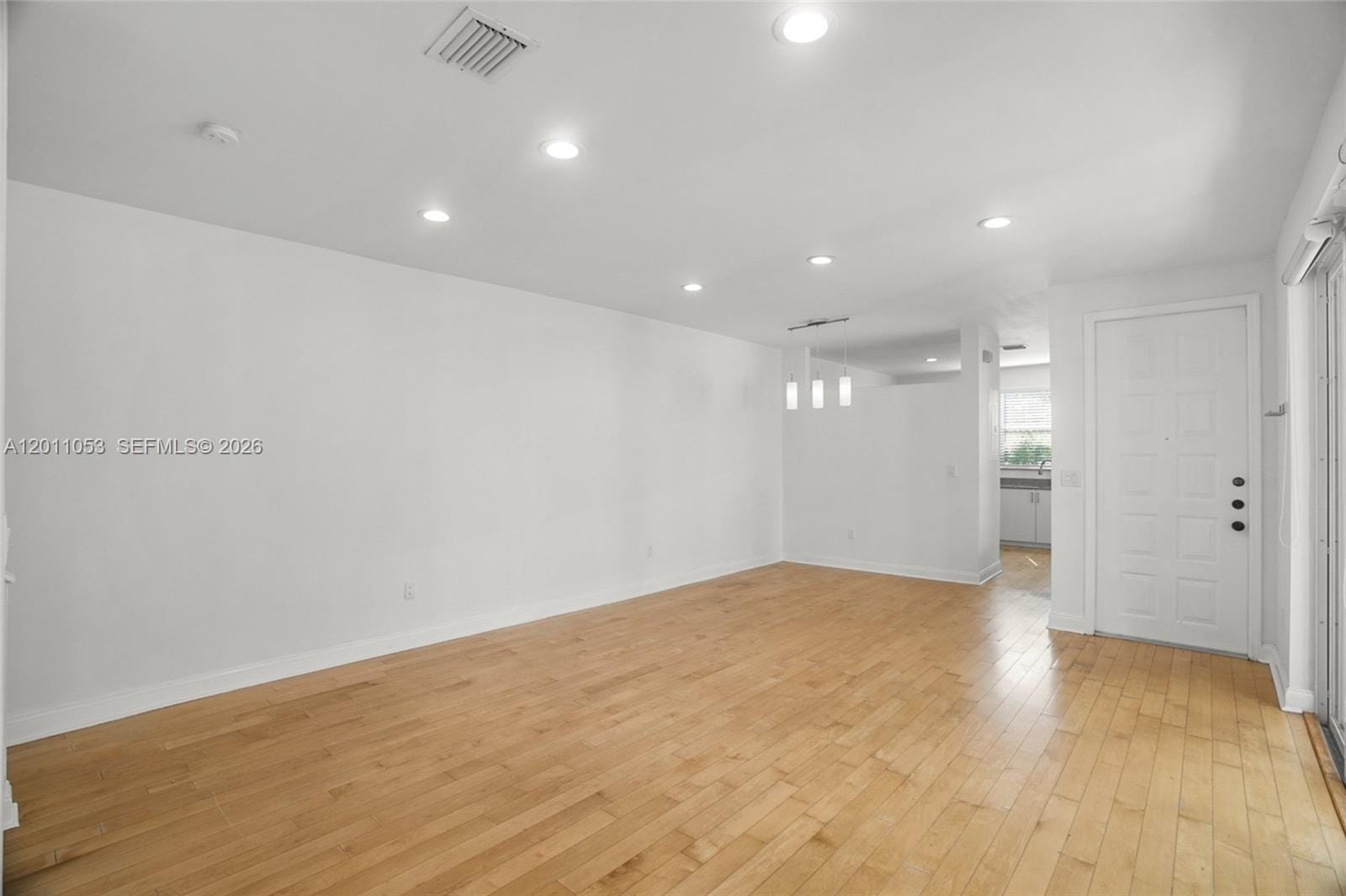1640 Weeping Willow Way 1640 — photo 9