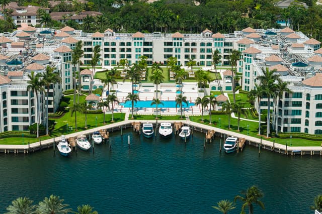 100 SE 5th Avenue 107, Mizner Court, Boca Raton, FL