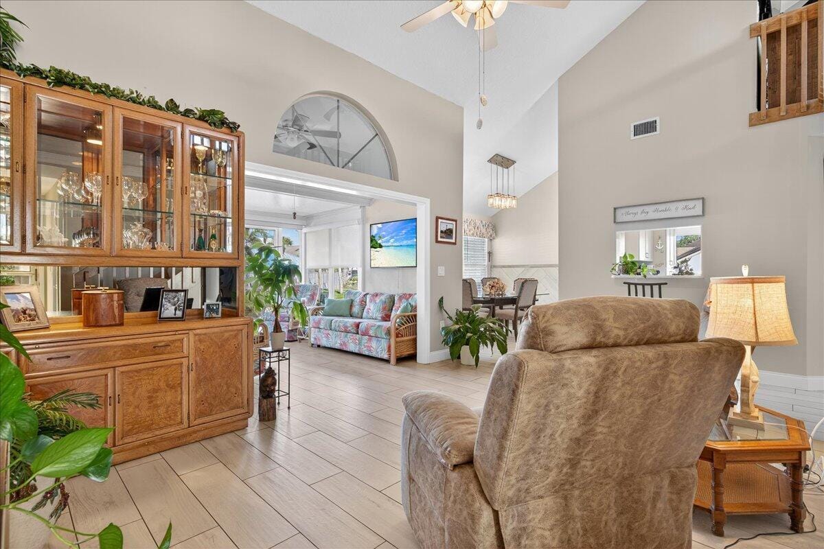 1827 Aynsley Way 4 — photo 2
