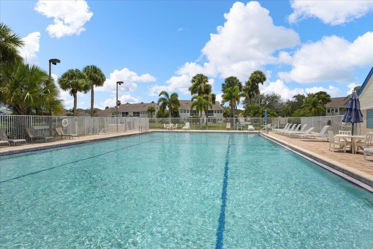 1827 Aynsley Way 4, Vero Beach, FL 32966 photo 29
