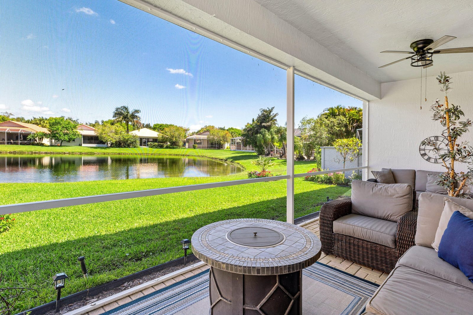 9121 Bay Point Circle, West Palm Beach, FL 33411 photo 3