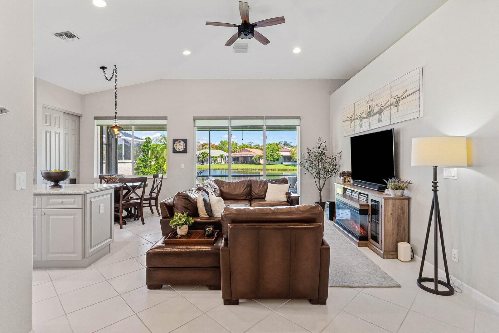 9121 Bay Point Circle, West Palm Beach, FL 33411 photo 10