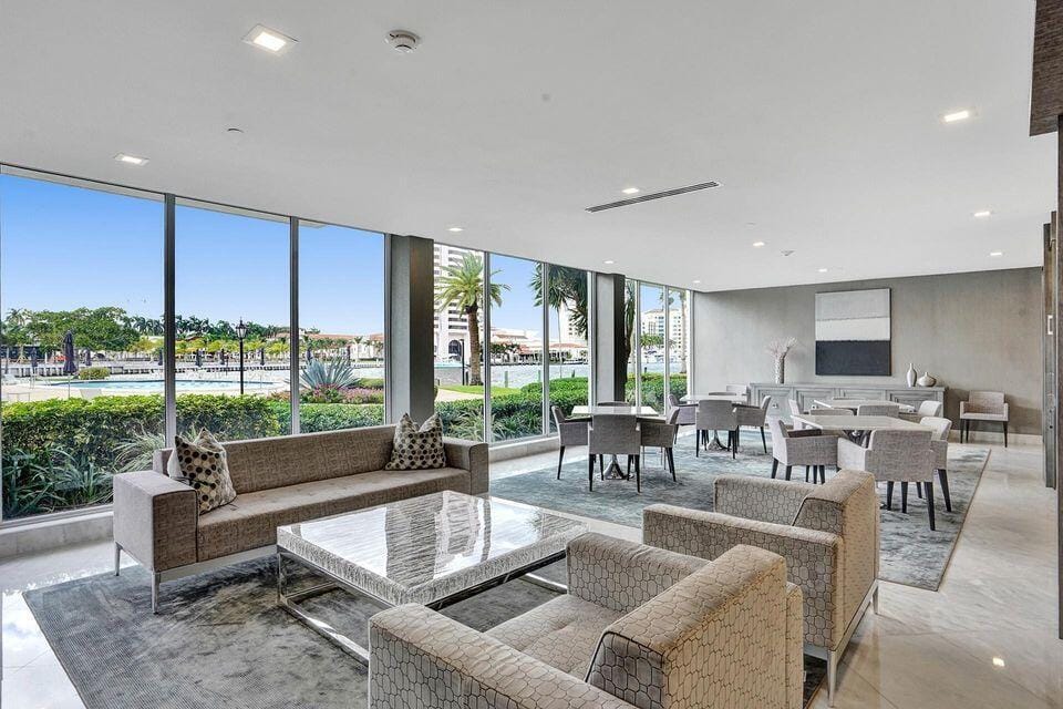 701 E Camino Real 4b — photo 2
