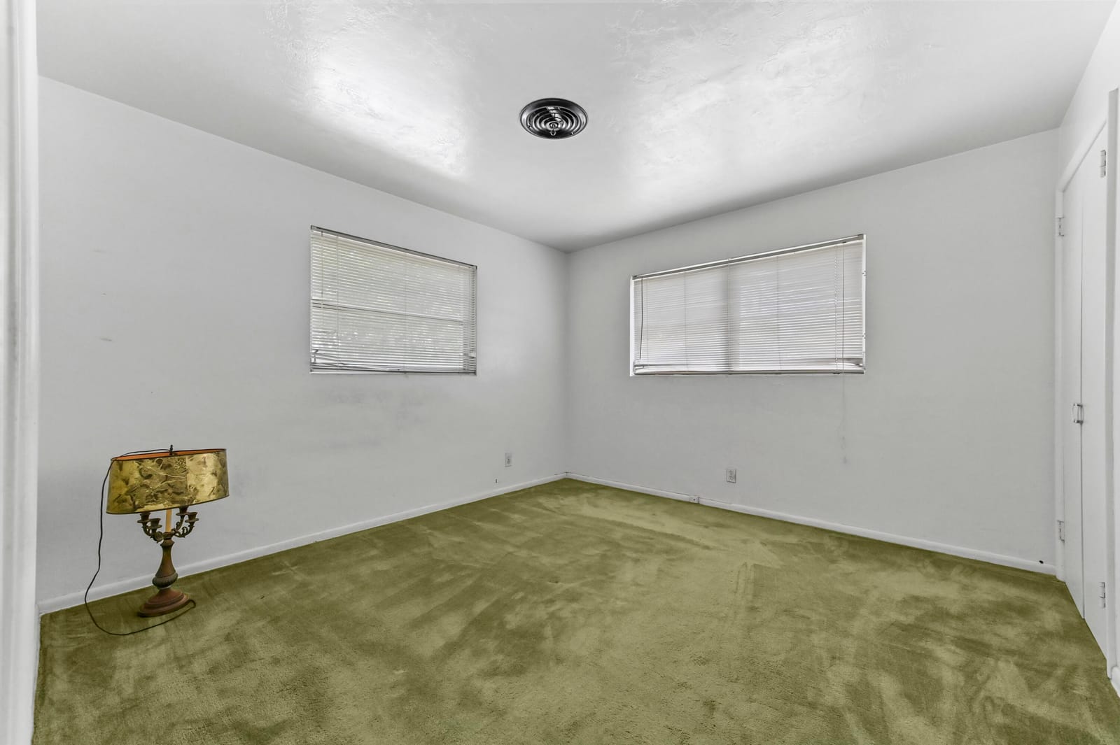 877 Sarazen Drive, Lake Belvedere Estates, FL 33413 photo 25