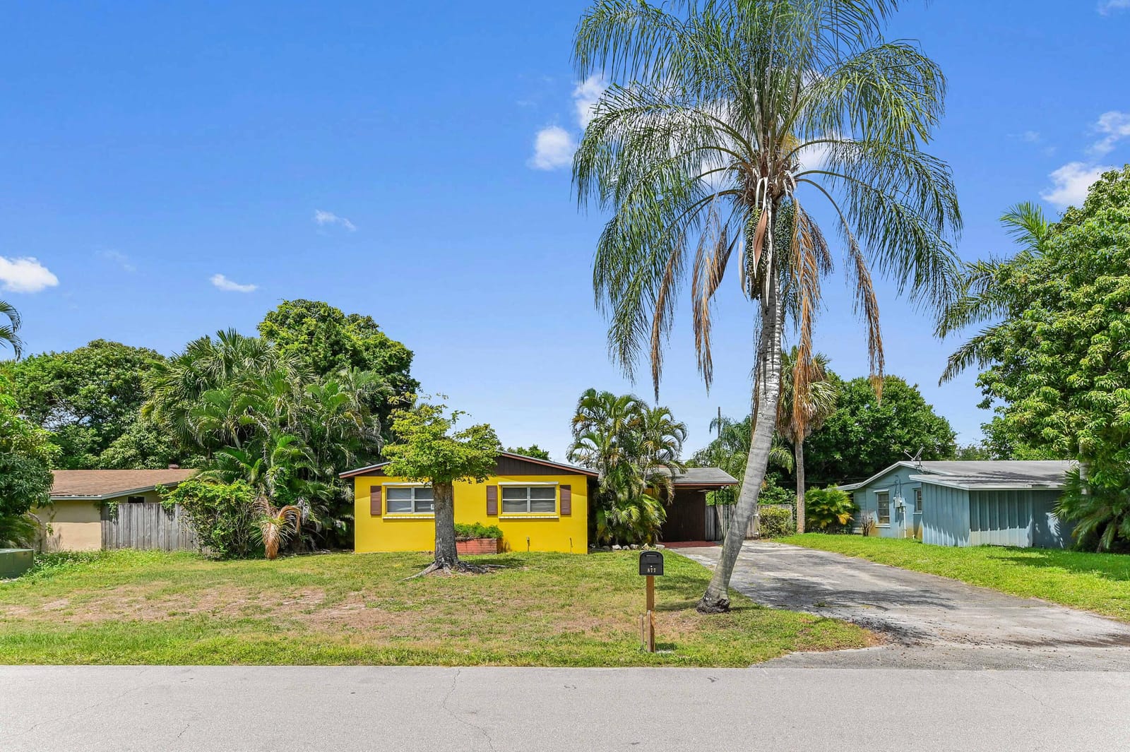 877 Sarazen Drive, Lake Belvedere Estates, FL 33413 photo 27