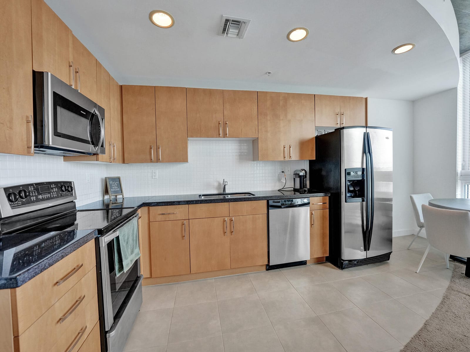300 S Australian Avenue 1009 — photo 10