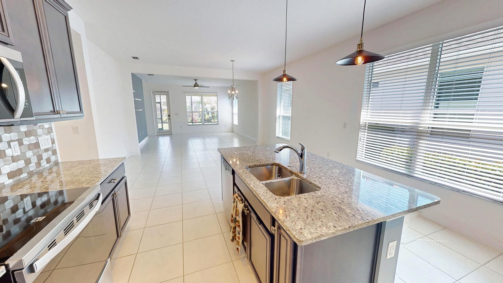 9828 SW Trumpet Tree Circle, Port St. Lucie, FL 34987 photo 3